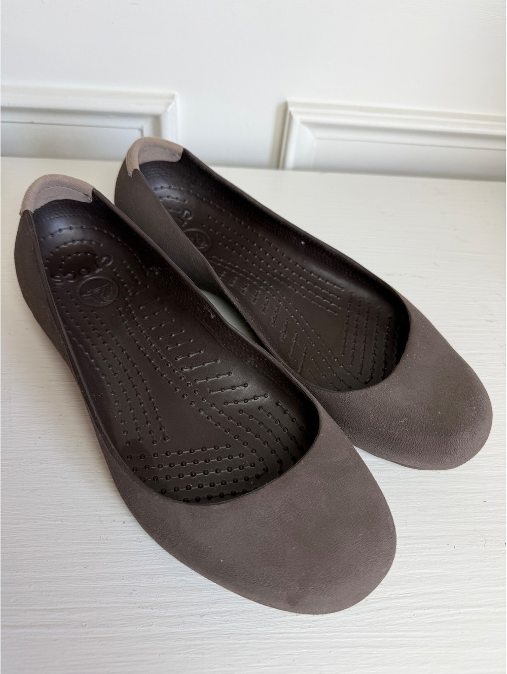 Crocs Women's Brown Ballet Flats Size 8 Comfort Casual Shoes